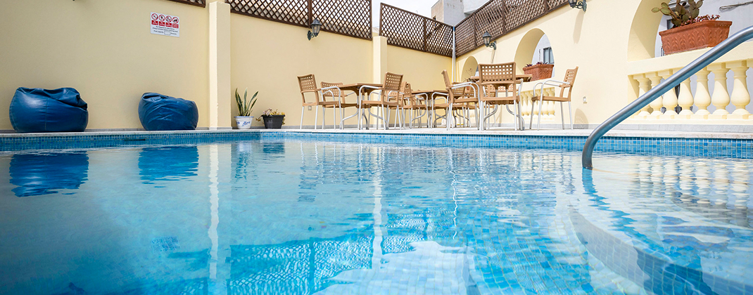 Pool der Sprachschule